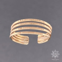 Load image into Gallery viewer, 4 Band Gold Fill Adjustable Toe Ring - Tribal Waves Silver