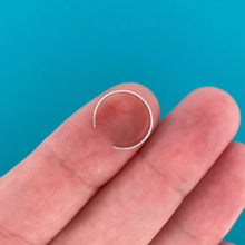 Load image into Gallery viewer, Bold Argentium Silver Ear Cuff - Tribal Waves Silver