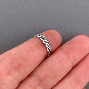 Filigree Sterling Silver Adjustable Toe Ring - Tribal Waves Silver