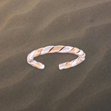 Load image into Gallery viewer, Mixed Metal Rope Adjustable Toe Ring - Tribal Waves Silver