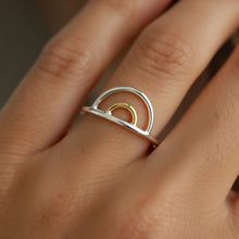 Load image into Gallery viewer, Mixed Metal Sunrise Finger Ring - Tribal Waves Silver