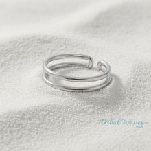 Load image into Gallery viewer, Double Band Sterling Silver Toe Ring - Tribal Waves Silver