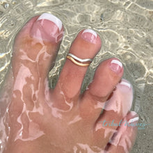 Load image into Gallery viewer, Double Band Wave Mixed Metal Adjustable Toe Ring - Tribal Waves Silver