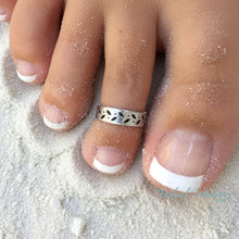 Load image into Gallery viewer, Olive Branch Cigar Band Adjustable Toe Ring - Tribal Waves Silver