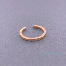 Load image into Gallery viewer, Peened Hammered Ear Cuff - Tribal Waves Silver