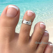 Load image into Gallery viewer, Silver Cat Toe Ring - Tribal Waves Silver