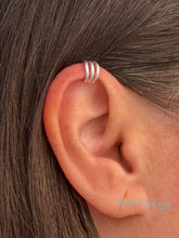 Load image into Gallery viewer, Triple Domed Mini Ear Cuff - Tribal Waves Silver